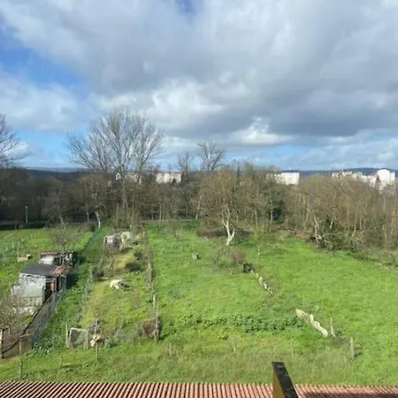 Apartament Vistas Al Rio Cabe Monforte De Lemos Zewnętrze zdjęcie